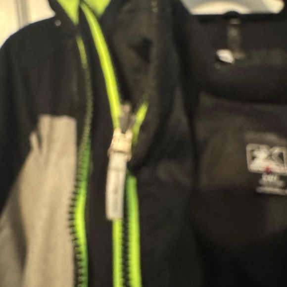 ZeroXposur 3-in-1 Boys Winter Jacket - Size Small (6/7) Black Grey Neon LIKE NEW - Picture 8 of 15